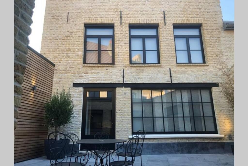 Les Chambres Berguoises Duplex Calme Au Coeur De Bergues Zewnętrze zdjęcie